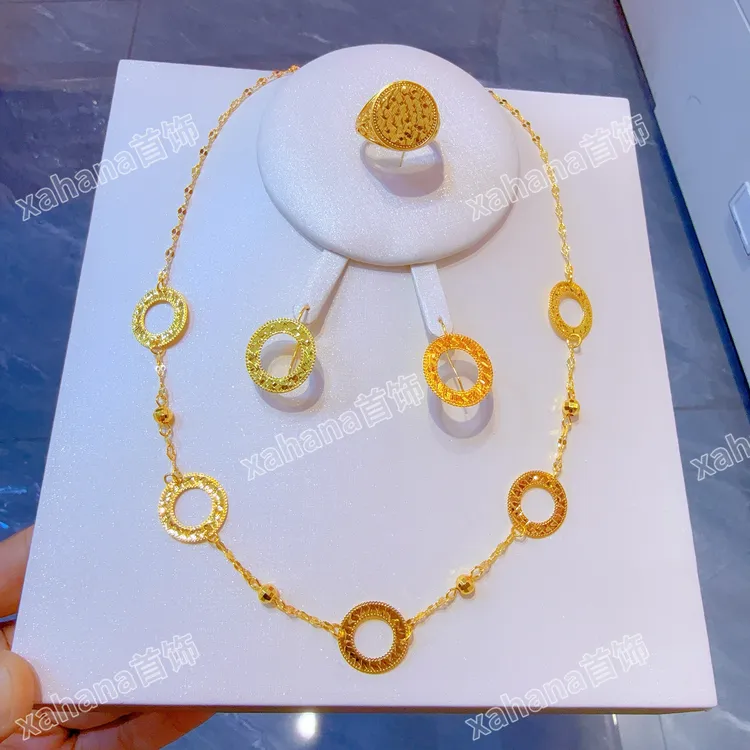 铜合金亚克力项链 新款时尚金色金子同款首饰网红爆款精美百搭