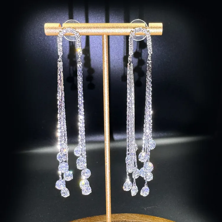 铜合金耳饰 超闪锆石流苏耳环女个性小众气质百搭高级感耳坠耳钉