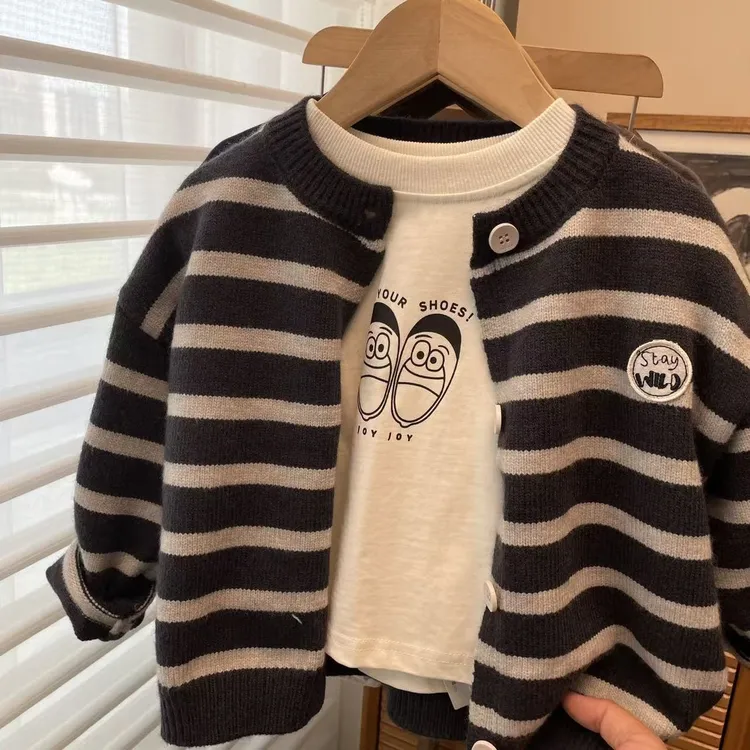 儿童开衫2025秋季新款童装男女宝宝洋气条纹撞色休闲毛衣春秋外套