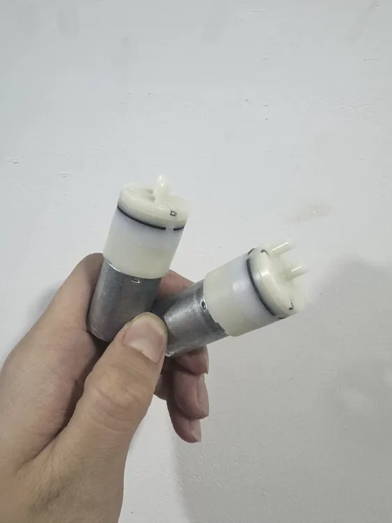 3.2-3.7v增氧机水泵发2个