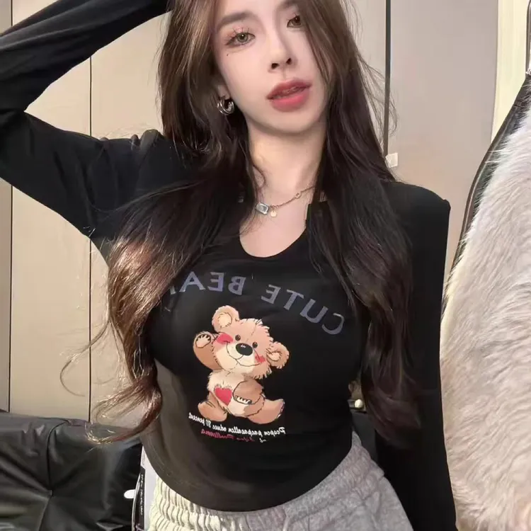 大码女装辣妹v领垫肩小熊加绒T恤胖mm显瘦百搭内搭外穿打底衫