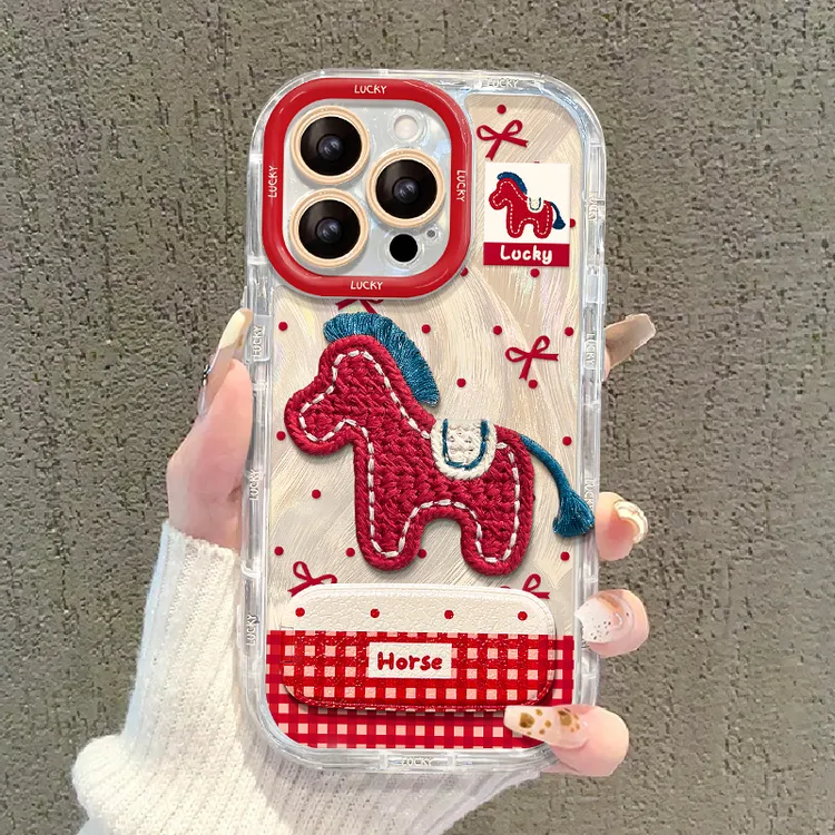 波点刺绣小马适用苹果17vivo华为oppo小米iPhone16羽纱奶油手机壳