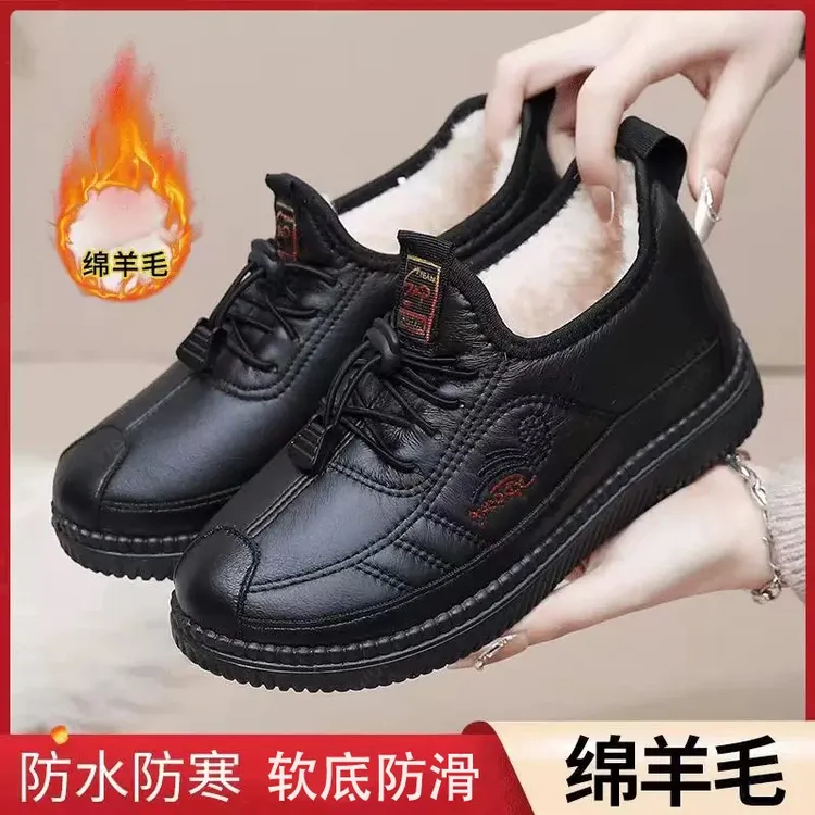 绵羊毛保暖中老年防水棉鞋雪地靴软底老北京布鞋防滑妈妈鞋