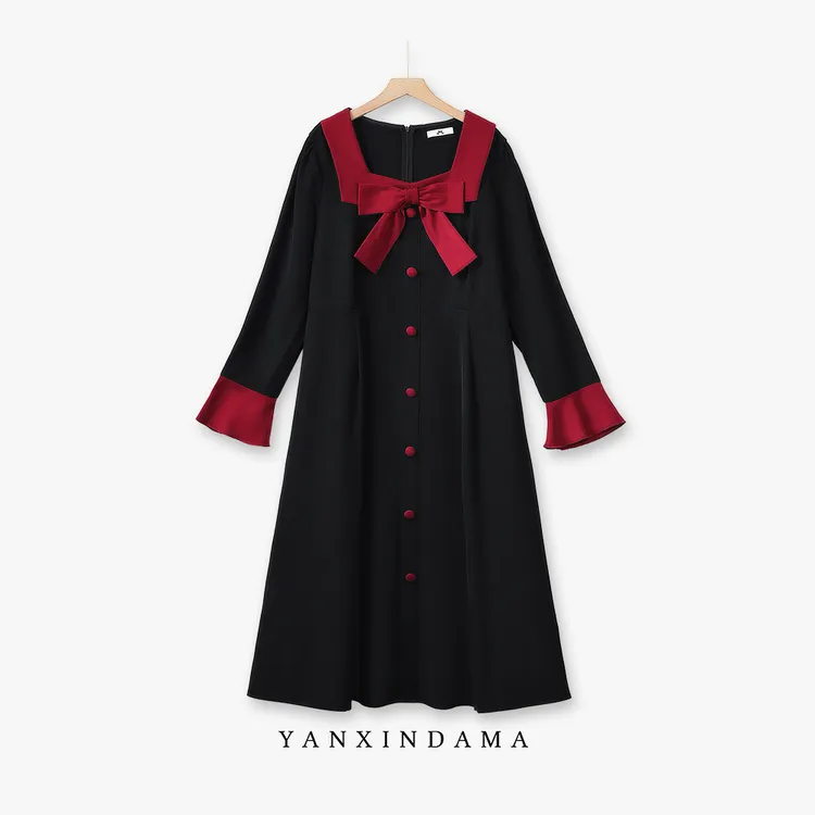 大码女装300斤胖MM法式少女风蝴蝶结方领拼接连衣裙67105