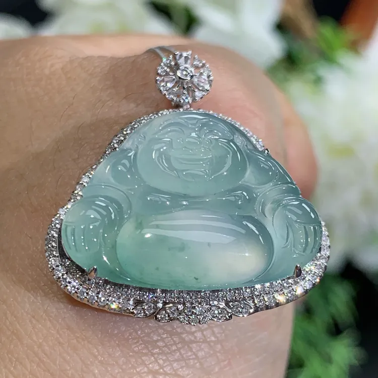 尺寸31.5×30.3×11.6缅甸天然翡翠A货18k金高冰胶天空蓝佛公吊坠