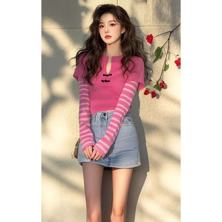 玫红色拼接条纹长袖T恤女款春装2025新款洋气减龄短款假两件上衣