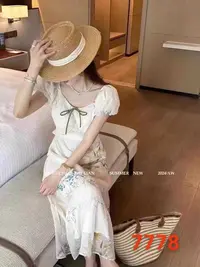 法式气质方领系带连衣裙女款泡泡袖打揽长裙2B7778