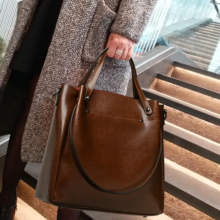 CCAMO真皮女士包包简约质感大容量包包通勤包时尚百搭韩版手提包