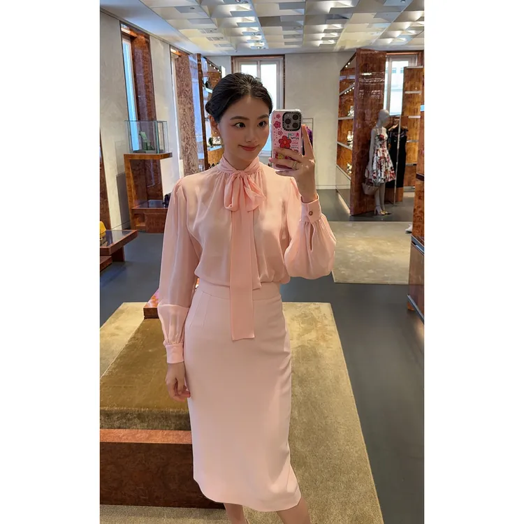 【琳媚】”衬衣“秋冬新款1OO%桑蚕丝蝴蝶结系带飘带领减龄甜美风衬衫