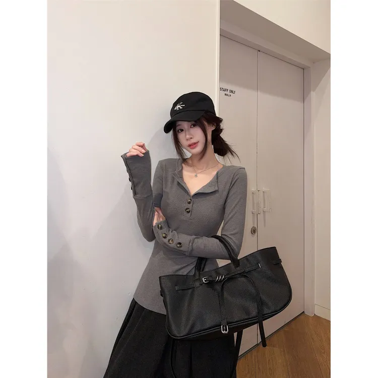 时尚辣妹风翻领长袖t恤打底衫女chic潮牌小个子修身显瘦内搭上衣