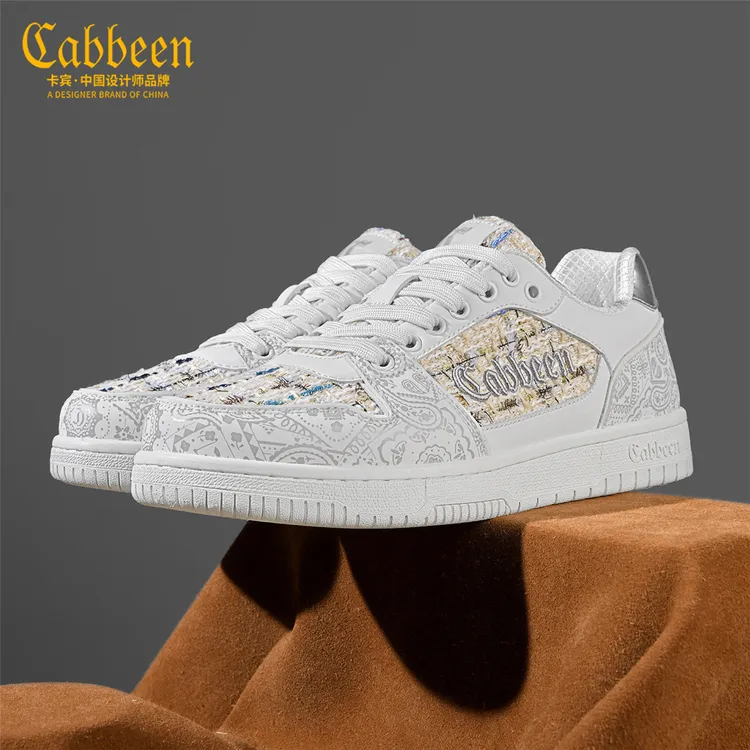 卡宾男鞋2026新款冬季厚底潮牌韩版小白鞋百搭增高软底休闲板鞋
