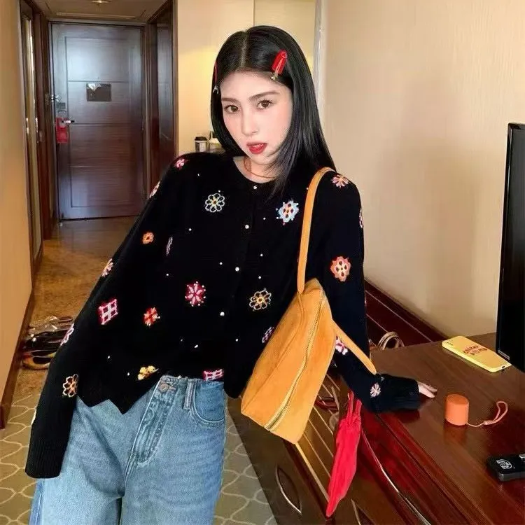 瑞丽毛衣全羊毛新款时尚百搭圆领绣花针织开衫女宽松显瘦毛衣