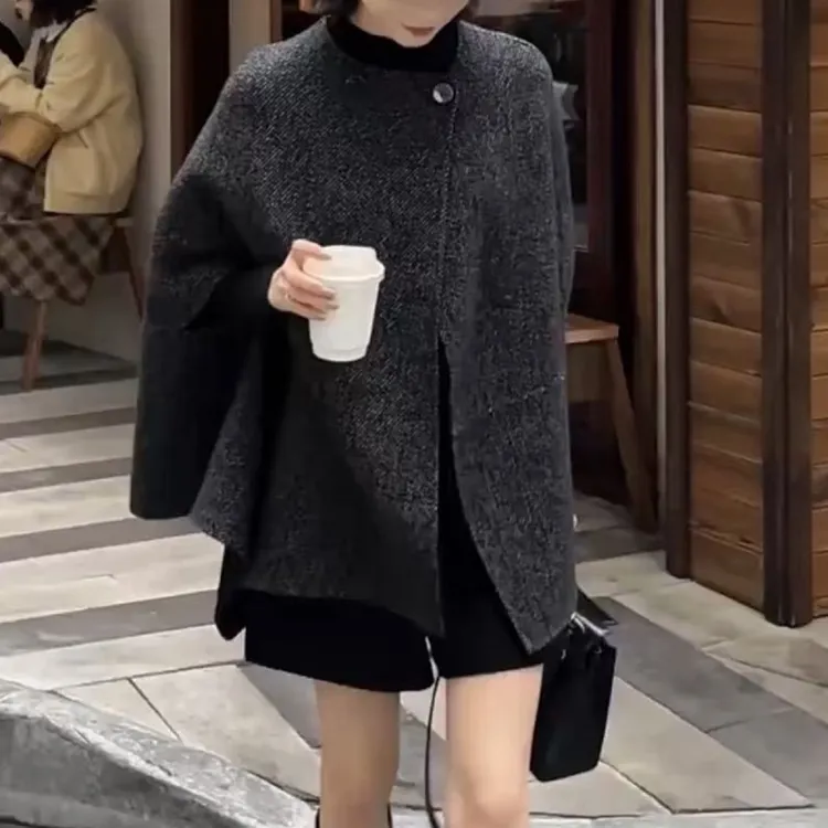 新款气质不规则显瘦披风斗篷外套女装