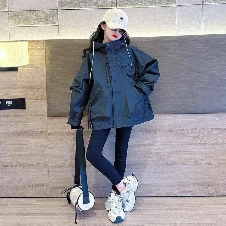 女童冲锋衣2025秋冬季新款三合一秋季洋气女孩超好看防风外套韩版