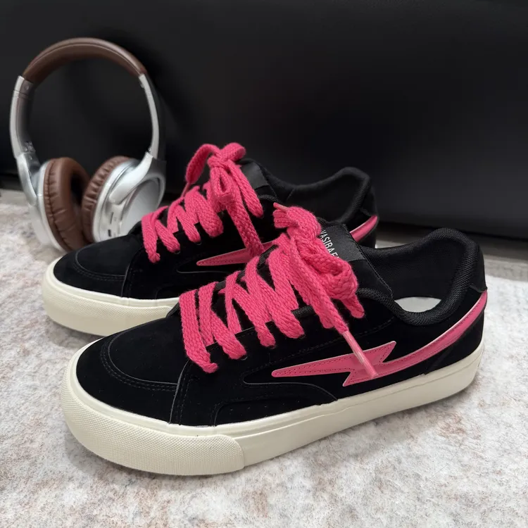 KUWUU鞋子男款爆款2025新款男鞋男士秋冬痞帅板鞋男款厚底鞋子