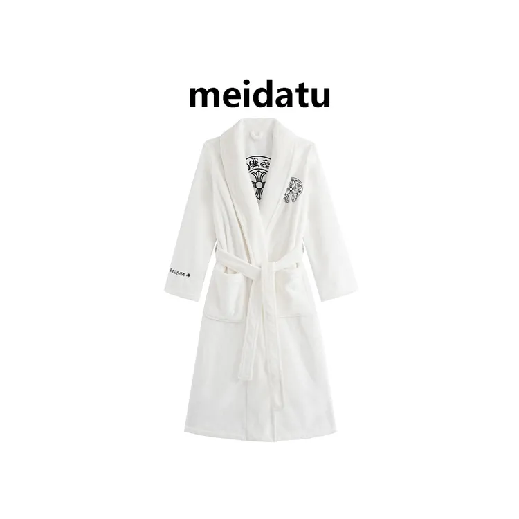 美哒兔（欣姐私服）轻奢绣花保暖浴袍CK3412