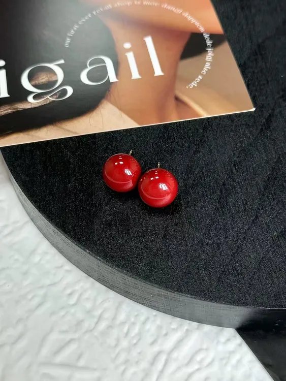 钛钢耳饰 钛钢耳饰 LARVINA红色珠珠耳环