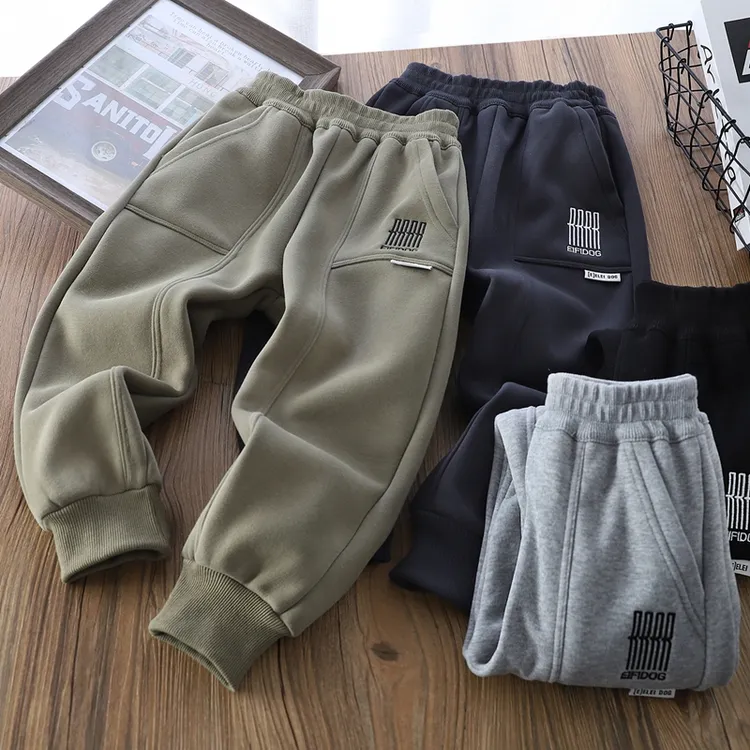 男童秋冬季新款刺绣RRR加绒运动裤中大童一体绒休闲卫裤潮6892