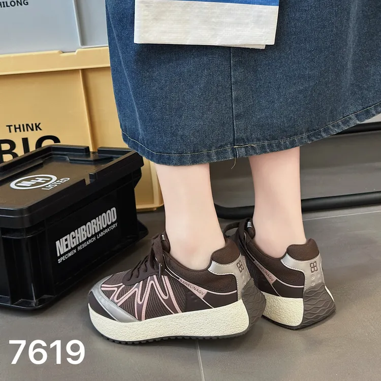 2025新款韩版真皮网面透气百搭显瘦阿甘鞋女休闲轻便拼色德训鞋