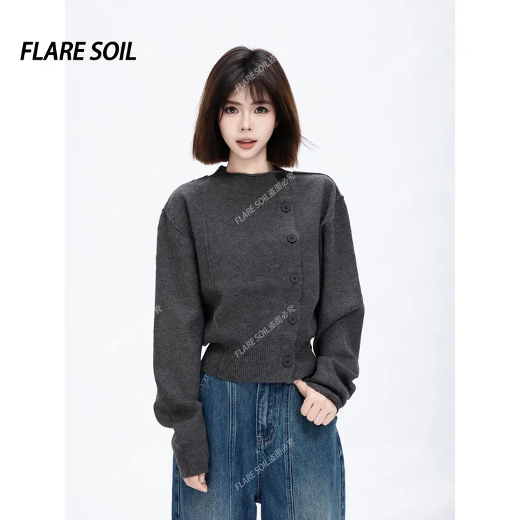 【FLARE SOIL】（现货）侧扣毛衣开衫秋冬穿搭针织衫韩系保暖 T4840A