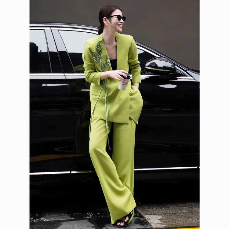 ZEROYK高端职业装2025秋款重工立体花朵宽松西服长裤两件套