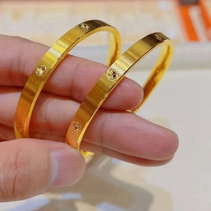 铜合金手镯 网红轻奢金色米字手镯 精美不掉色时尚气质百搭镯子