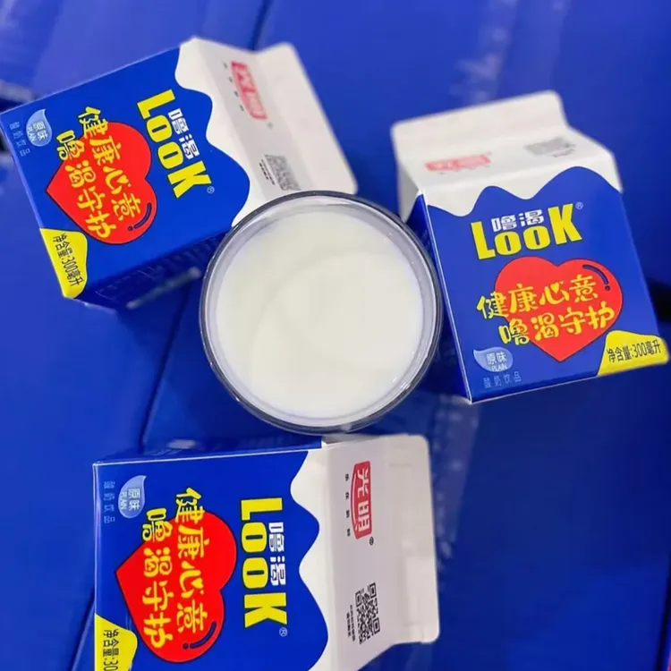 光明LOOK300ml*12盒/箱 线下同款 常温酸奶【礼盒】
