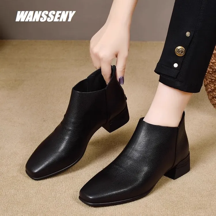 WANSSENY2025年真皮粗跟短靴女新款秋冬复古方头法式踝靴马丁靴女