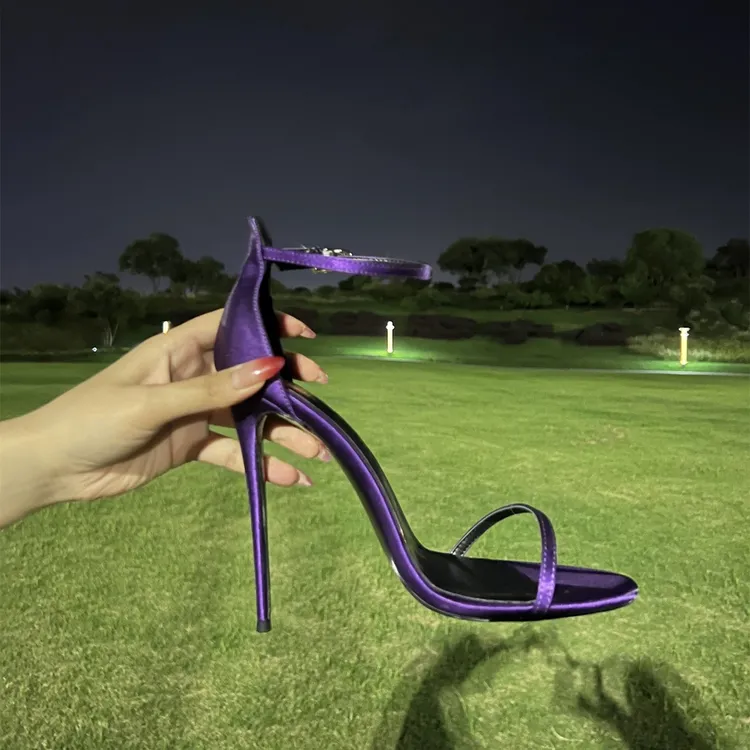 露趾一字带细跟高跟凉鞋13cm水钻高跟鞋深紫色绸缎面时尚纯色女士