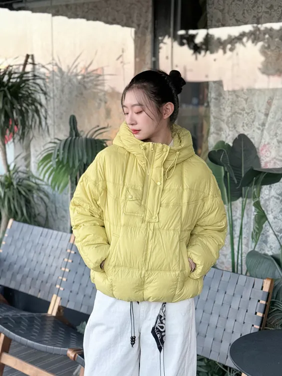 欧版休闲套头羽绒服女卫衣2025冬季新款白鸭绒小个子连帽外套短款