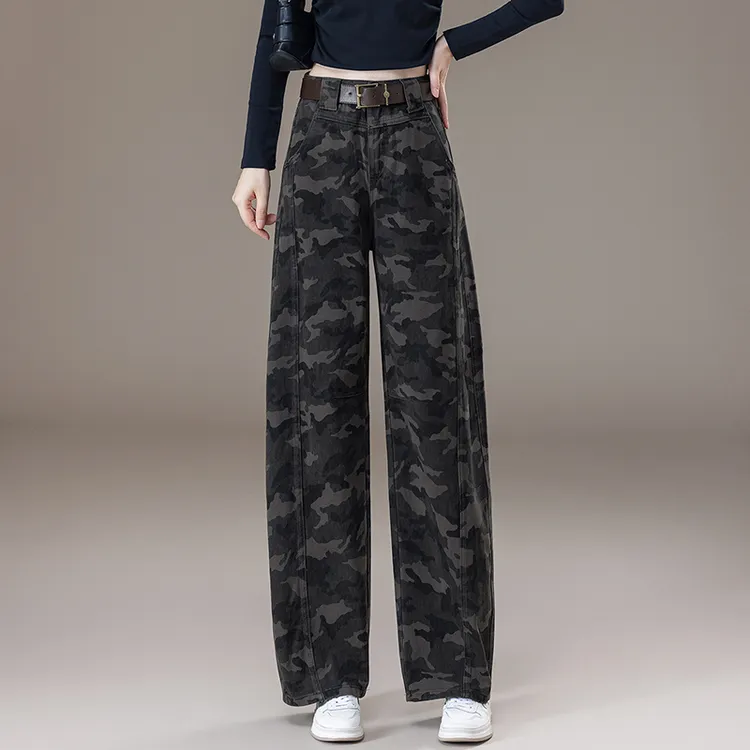 V/雅鹿美式高街复古迷彩牛仔裤女秋季2025新款高腰显瘦流行弯刀裤