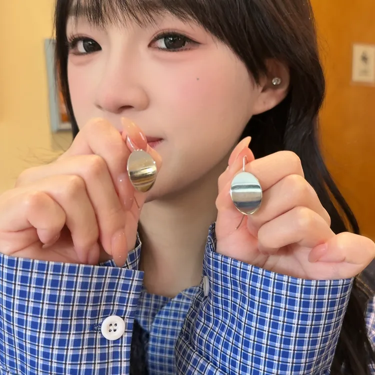 铜合金耳饰 小众独特亮片椭圆耳挂耳环时尚新款爆款金属耳饰女
