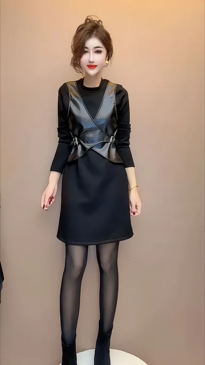 秋冬新款大码时尚假两件PU皮拼接长袖连衣裙显瘦简约中长款气质裙