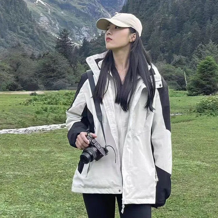 户外冲锋衣三合一女防风防泼水情侣款单层薄款登山服外套男款批