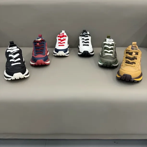 秋冬新款休闲鞋舒适百搭板鞋厚底增高男潮鞋