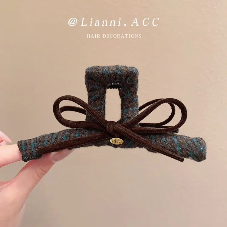秋冬新款布艺格纹蝴蝶结发夹温柔后脑勺鲨鱼夹复古高级感抓夹发饰