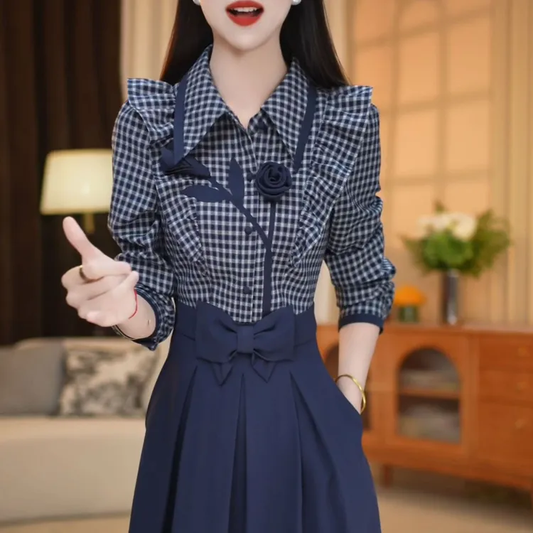 时尚收腰格子拼色长袖法式连衣裙秋新款翻领优雅气质显瘦复古长裙