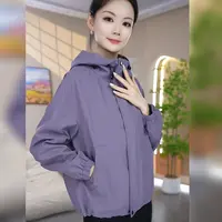 2025新款早秋季洋气百搭时尚休闲韩版减龄短款连帽宽松派克服外套