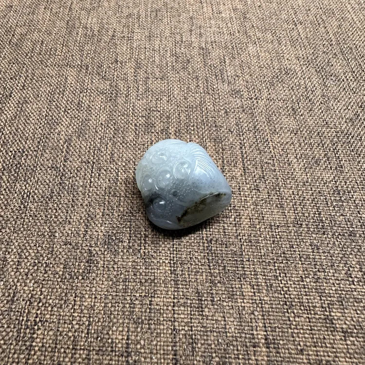 新疆玉龙喀什河和田玉青花籽料手工精雕真皮真色真毛孔莲蓬挂件