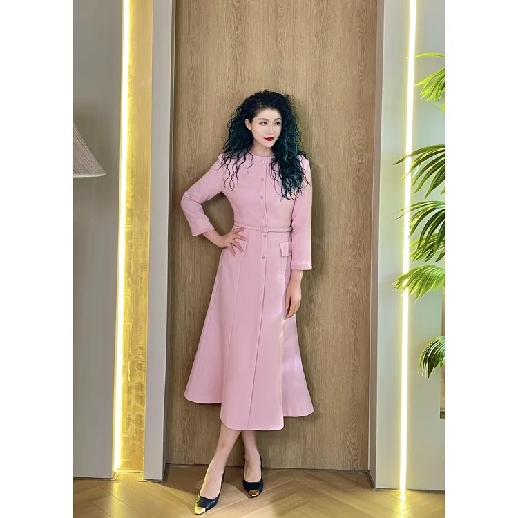 【六丑】新款气质感修身三色鱼尾流苏袖小香圆领连衣裙410LYQ0646