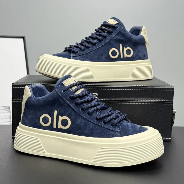 潮牌板鞋男2025秋冬轻便百搭休闲鞋新款男鞋厚底内增高系带低帮鞋