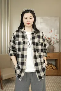 九月JIUYUE 经典复古格子百搭宽松大码减龄纯棉衬衫外套女 106