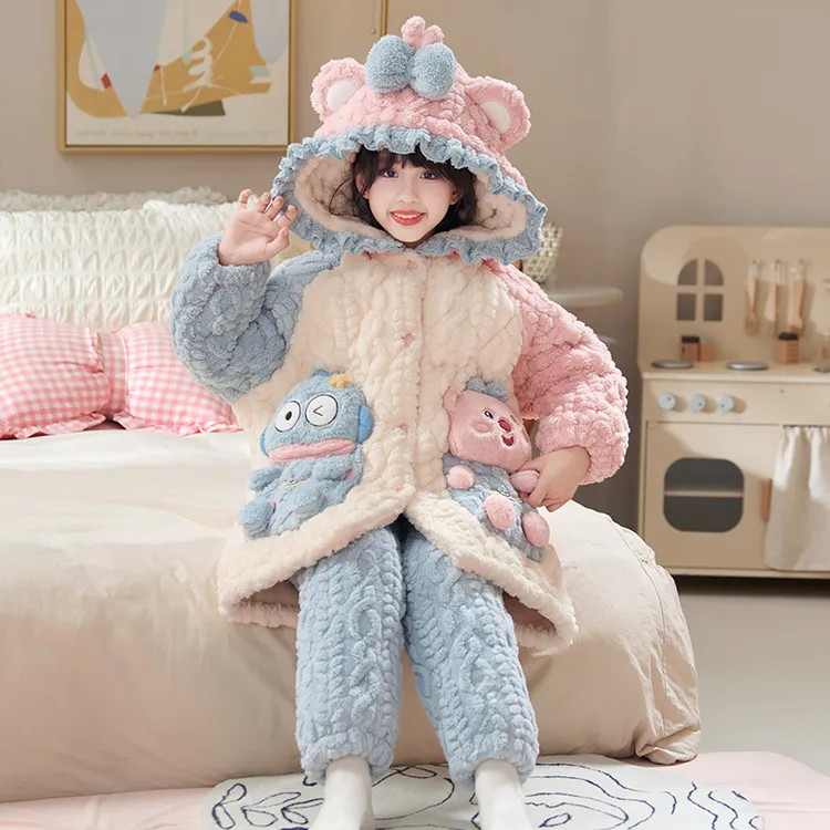 2025冬季女童法兰绒睡衣三层夹棉加绒新款儿童加厚保暖洋气家居服