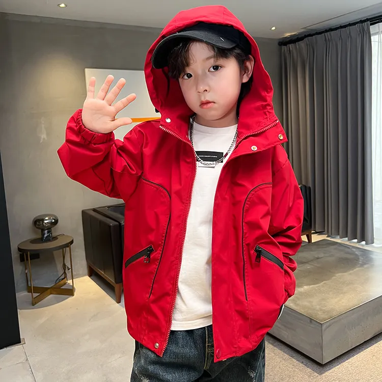 男童2025新款外套春秋款中大童儿童红色冲锋衣潮牌男孩连帽衣服薄