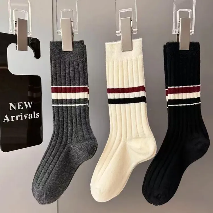 3双装秋冬推荐冬季保暖设计款tb搭鲨裤百搭高级中长筒堆堆袜