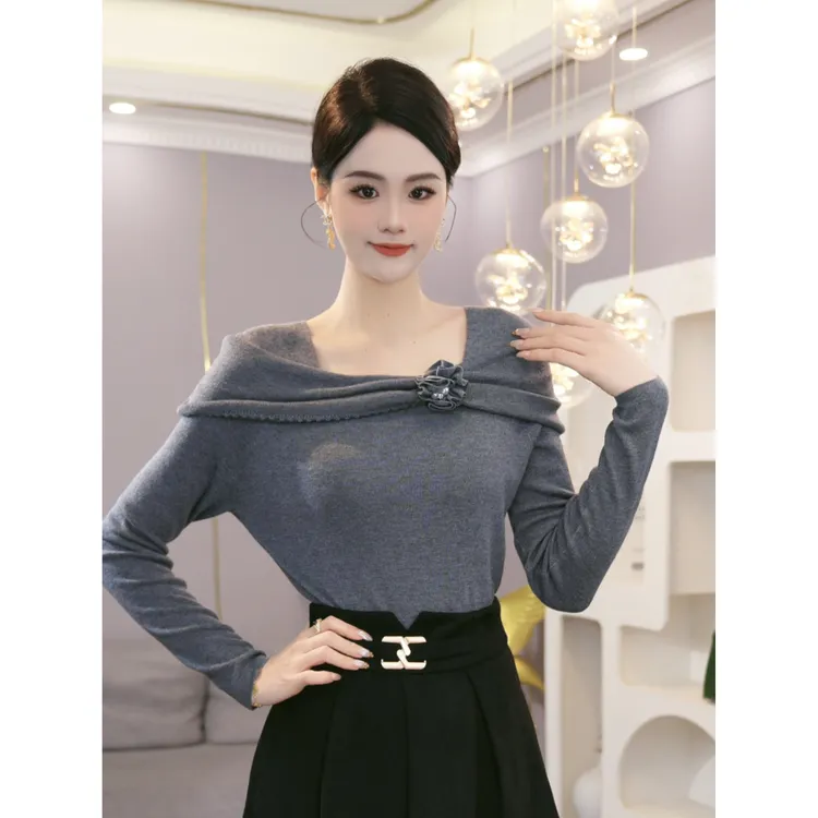 2026秋冬新款【8193】含绵羊毛洋气减龄一字肩翻领小众灰色针织衫
