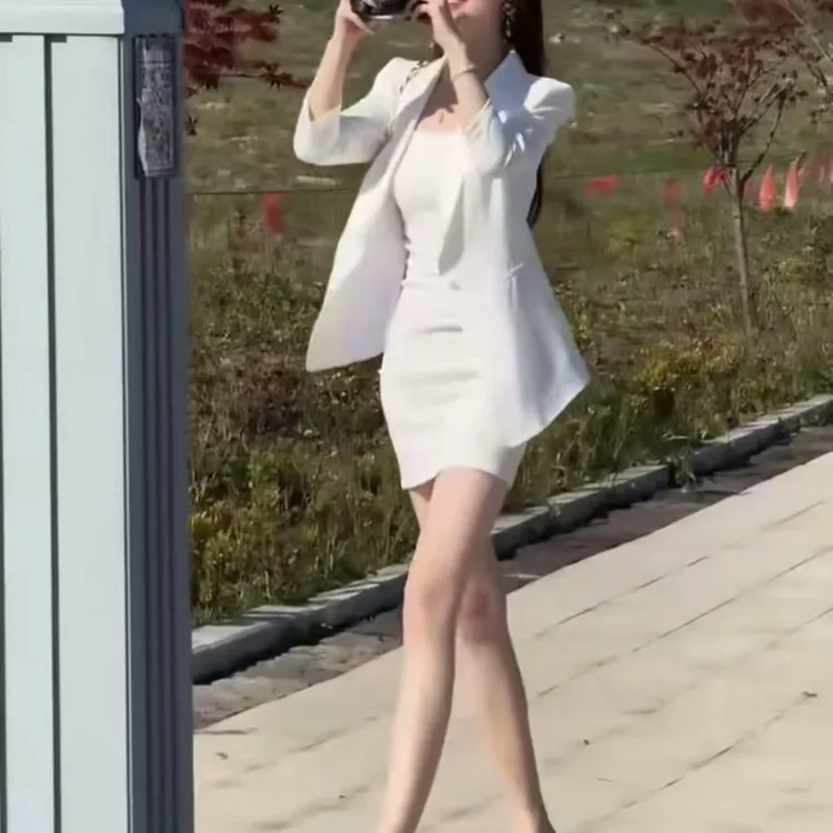 小个子西服两件套法式套装女时尚套装网红显瘦气质中长款显瘦裙子