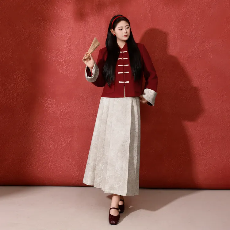 Y【朱砂映雪】秋冬大码女装新中式复古羽绒外套马面裙套装 DM35429