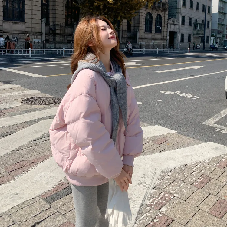 粉色针织披肩短款泡芙羽绒服女冬季2026新款洋气巨好看白鸭绒外套