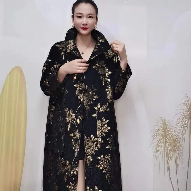 雪尼尔绒时尚气质提花阔版大衣
